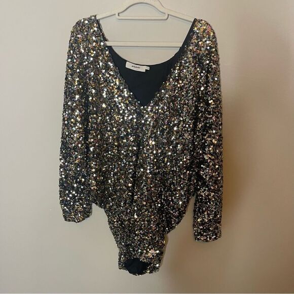 ASTR NEBULA SEQUINS DOLMAN MINI DRESS Medium - Picture 11 of 12
